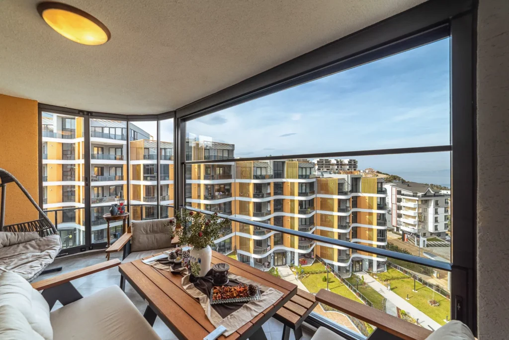 cam balkon, sivas cam balkon, uzaktan kumanlı cam balkon